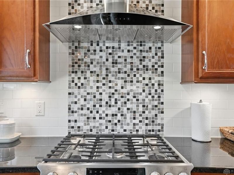 9302 Heritage Glen Drive, Miamisburg, OH 45342 Photo 13