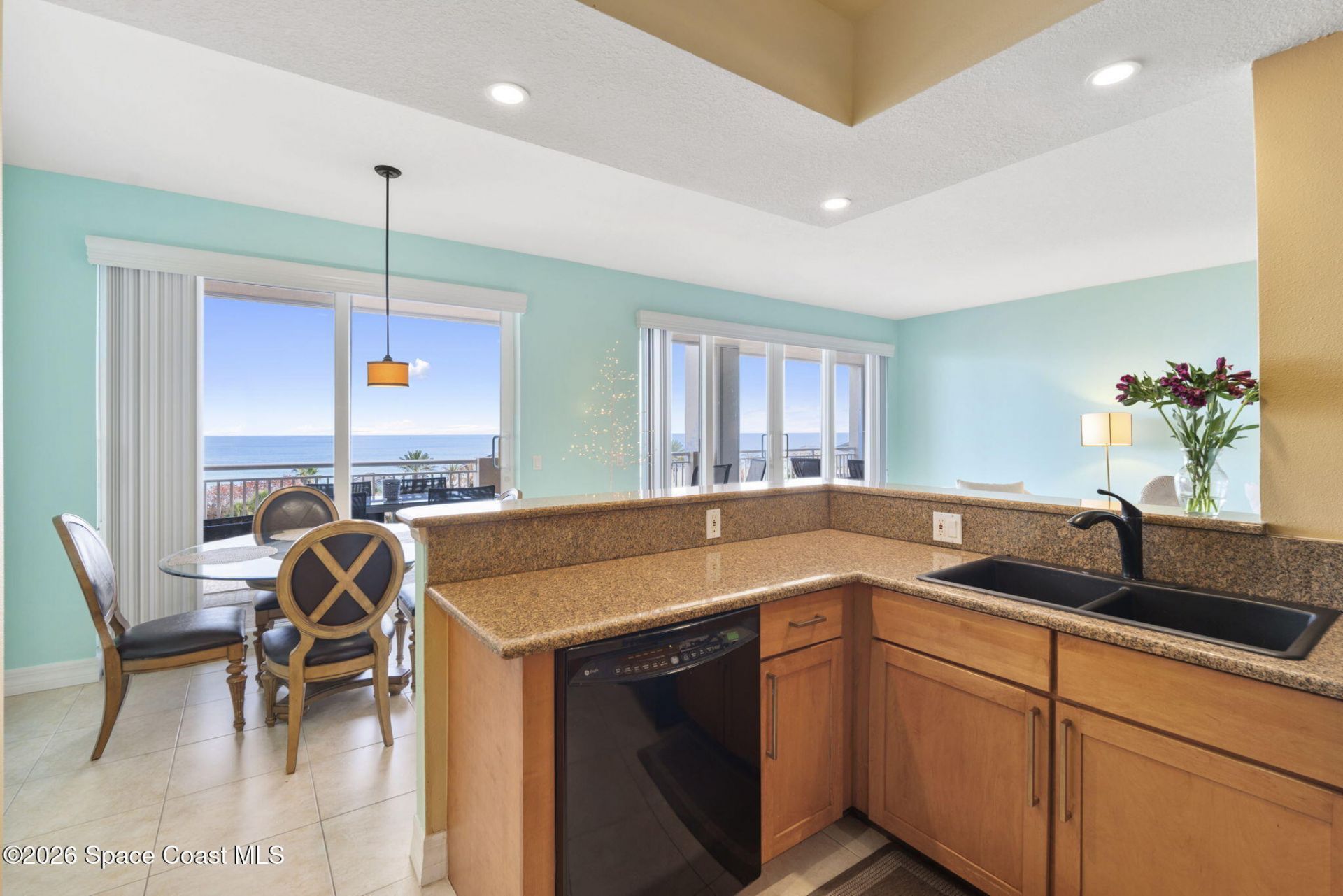 140 Warsteiner Way, Unit 602, Melbourne Beach, FL 32951 Photo