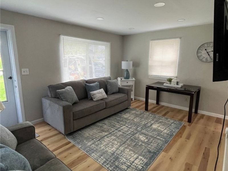 396 Niagara Road, Vermilion, OH 44089 Photo 8