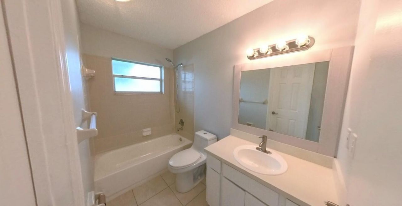 141 NE 17th Court, Boynton Beach, FL 33435 Photo
