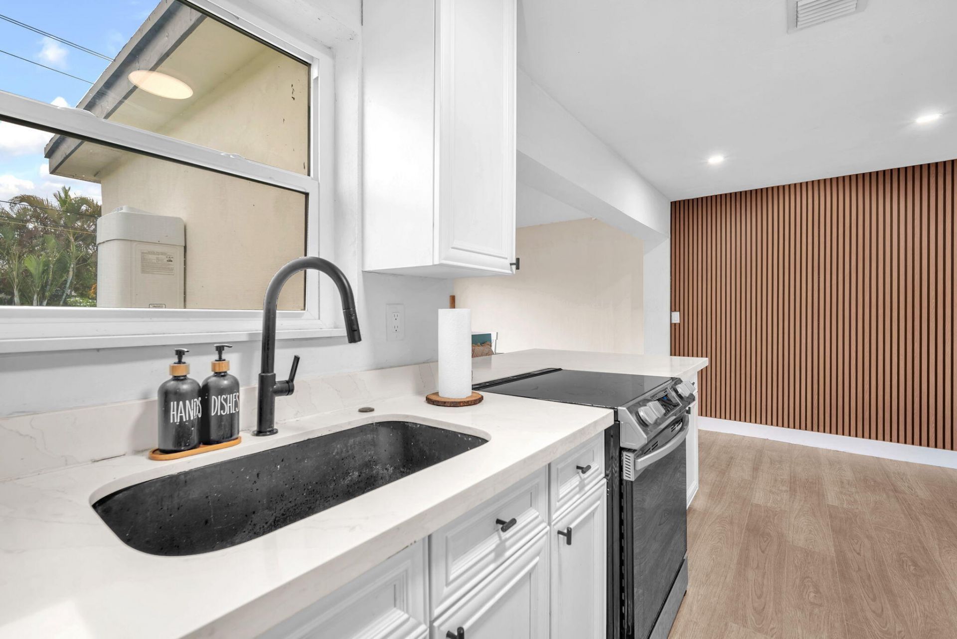 731 W Ilex Drive, West Palm Beach, FL 33403 Photo