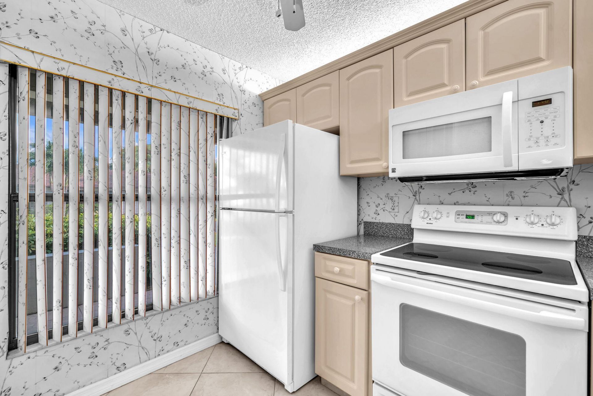 5073 Forsythia Street, Delray Beach, FL 33484 Photo