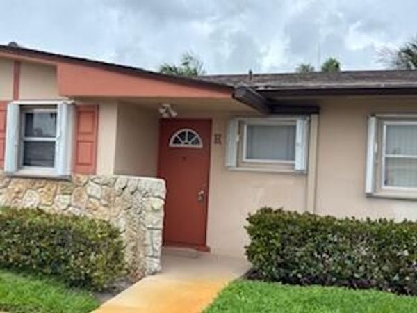 2995 Crosley Drive W, Unit H, West Palm Beach, FL 33415