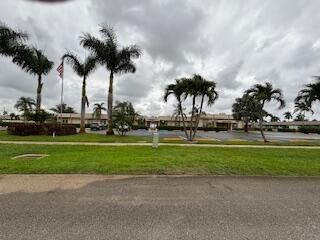 2995 Crosley Drive W, Unit H, West Palm Beach, FL 33415 Photo