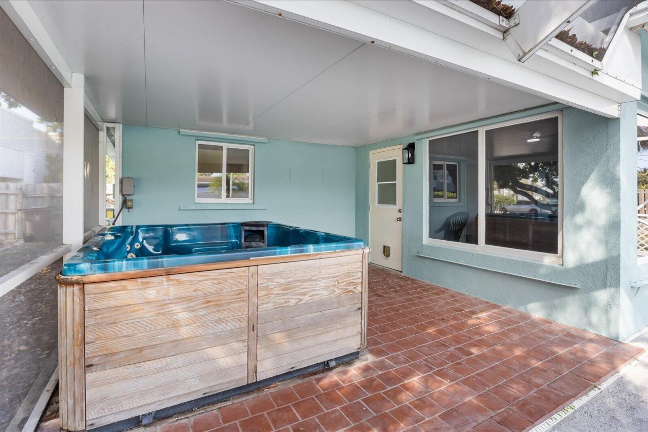 800 SE 13th Court, Deerfield Beach, FL 33441 Photo