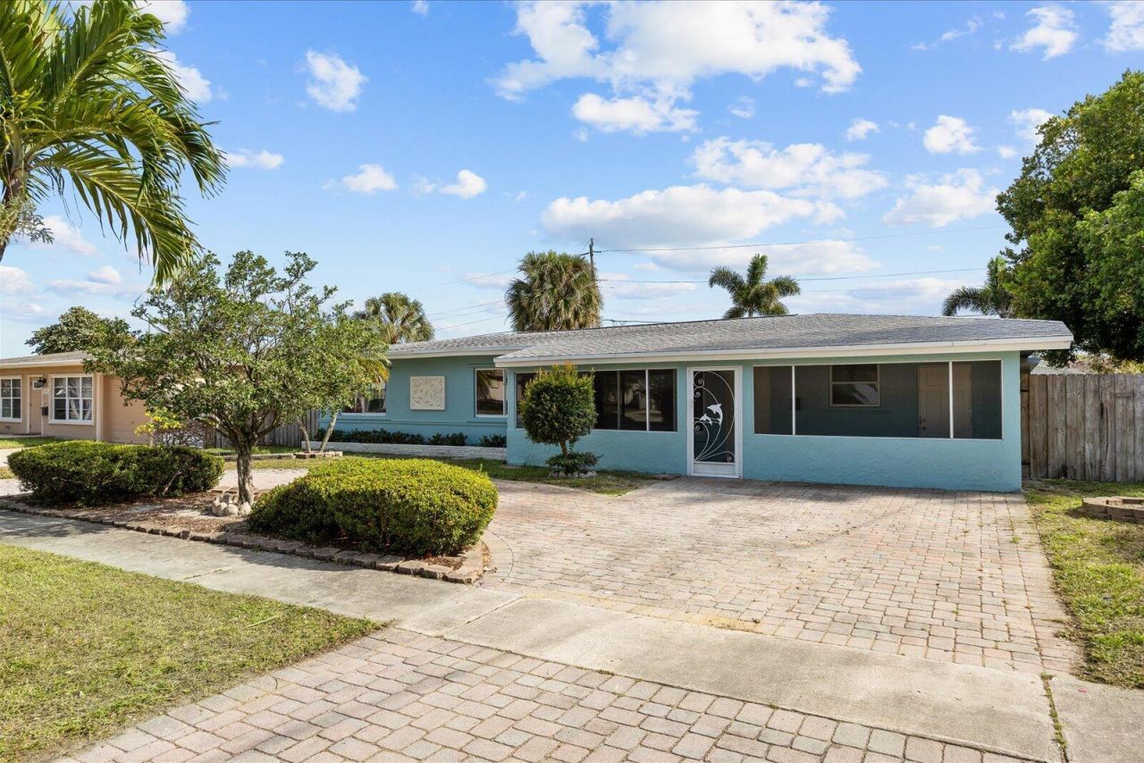 800 SE 13th Court, Deerfield Beach, FL 33441 Photo