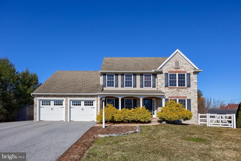 40 Creekview Drive, Paradise, PA 17562 Main Photo