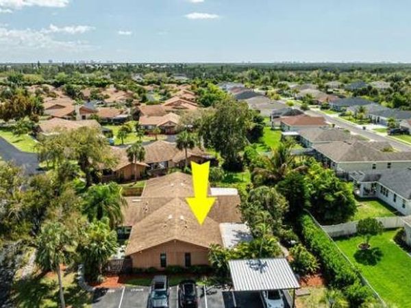 17308 Timber Oak LN, FORT MYERS, FL 33908