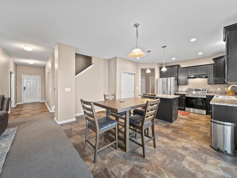 5690 Queen Victoria Street, Groveport, OH 43125 Photo 18