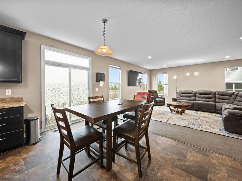 5690 Queen Victoria Street, Groveport, OH 43125 Photo 20