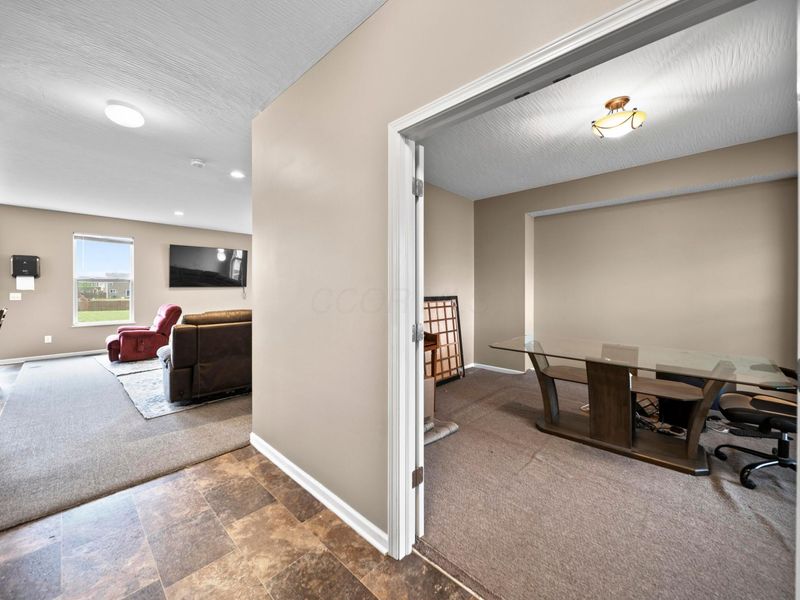5690 Queen Victoria Street, Groveport, OH 43125 Photo 25