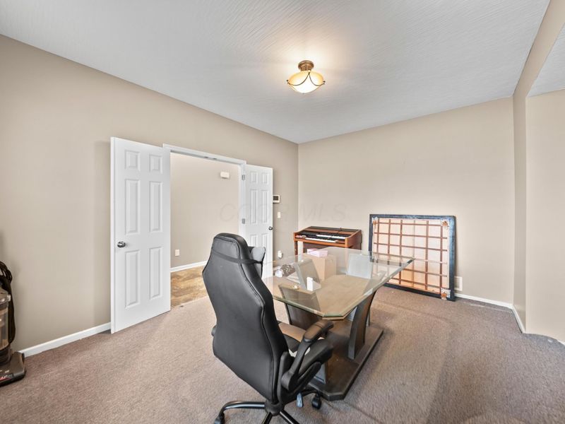 5690 Queen Victoria Street, Groveport, OH 43125 Photo 27