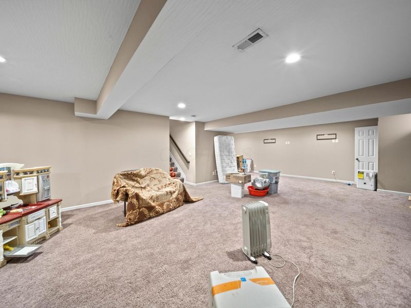 5690 Queen Victoria Street, Groveport, OH 43125 Photo 49