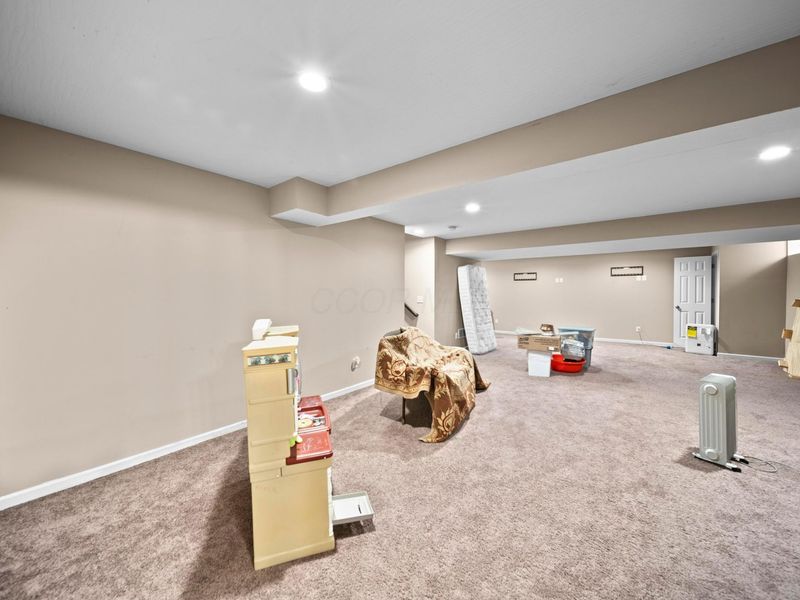 5690 Queen Victoria Street, Groveport, OH 43125 Photo 50