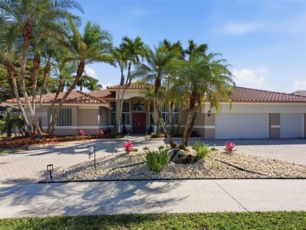 158 Dockside Cir, Weston, FL 33327