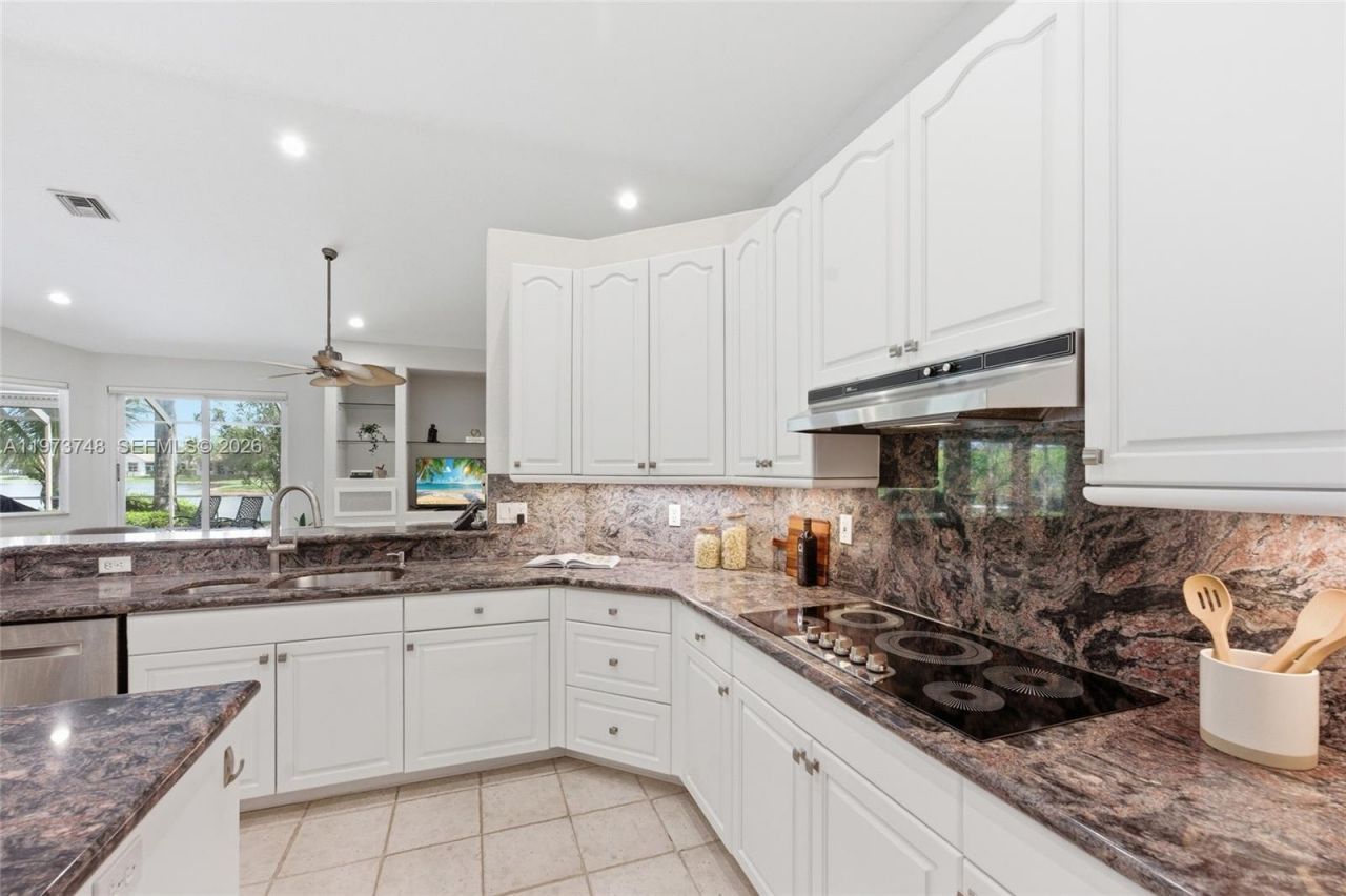 158 Dockside Cir, Weston, FL 33327 Photo