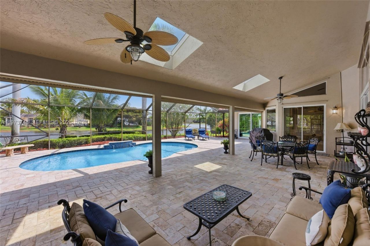 158 Dockside Cir, Weston, FL 33327 Photo