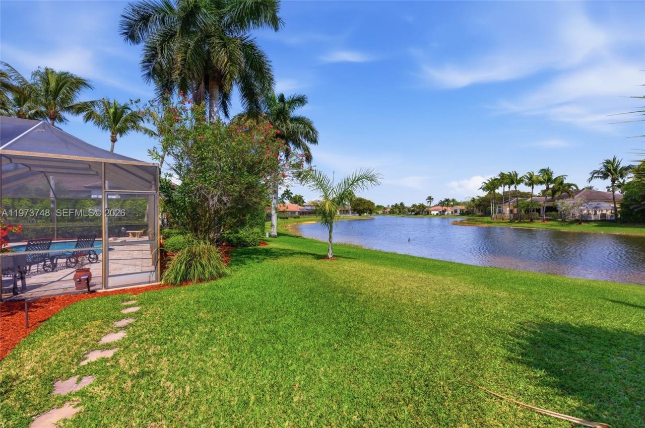 158 Dockside Cir, Weston, FL 33327 Photo