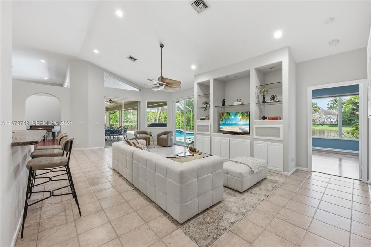 158 Dockside Cir, Weston, FL 33327 Photo