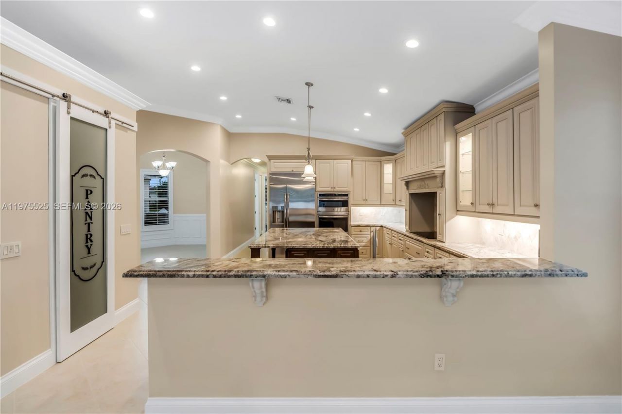 18801 SW 7th St, Pembroke Pines, FL 33029 Photo