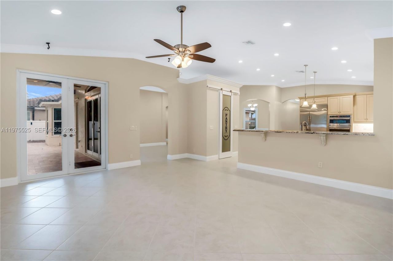 18801 SW 7th St, Pembroke Pines, FL 33029 Photo