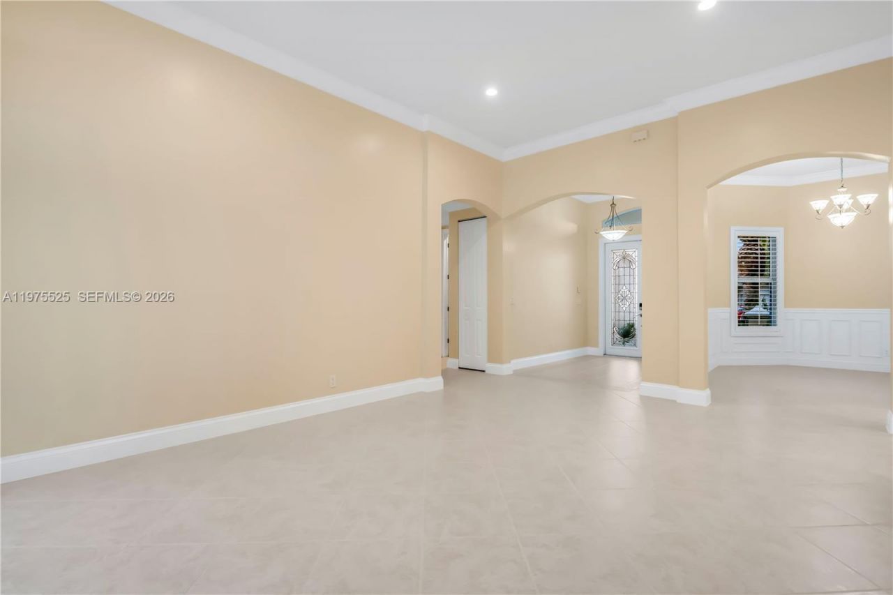 18801 SW 7th St, Pembroke Pines, FL 33029 Photo