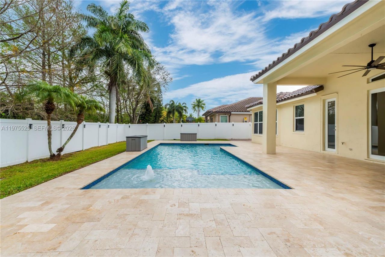 18801 SW 7th St, Pembroke Pines, FL 33029 Photo