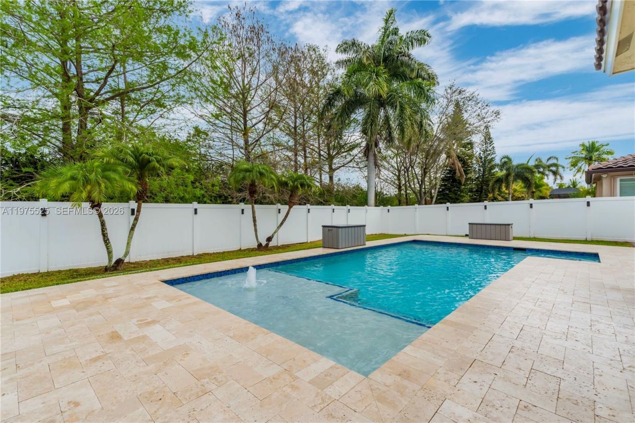 18801 SW 7th St, Pembroke Pines, FL 33029 Photo