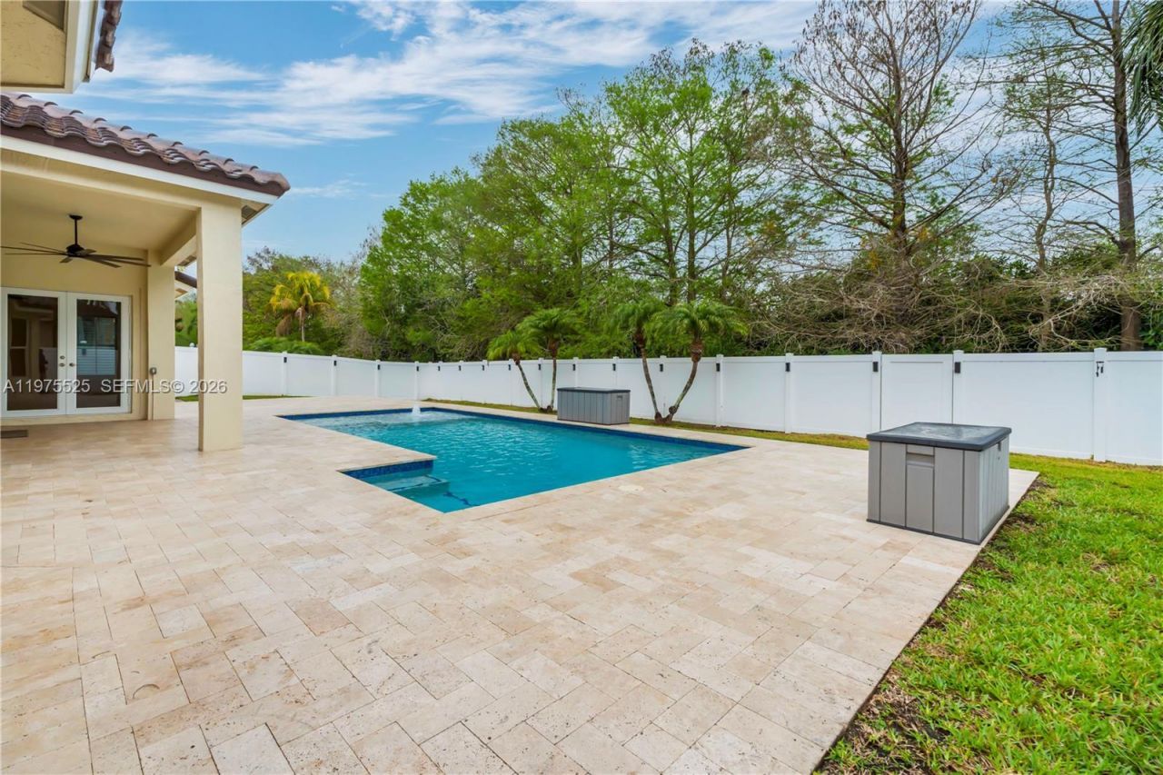 18801 SW 7th St, Pembroke Pines, FL 33029 Photo