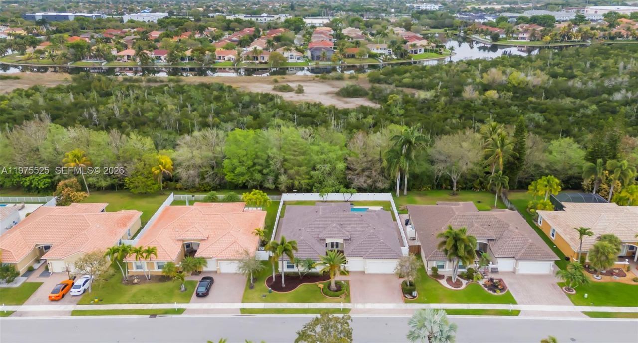 18801 SW 7th St, Pembroke Pines, FL 33029 Photo