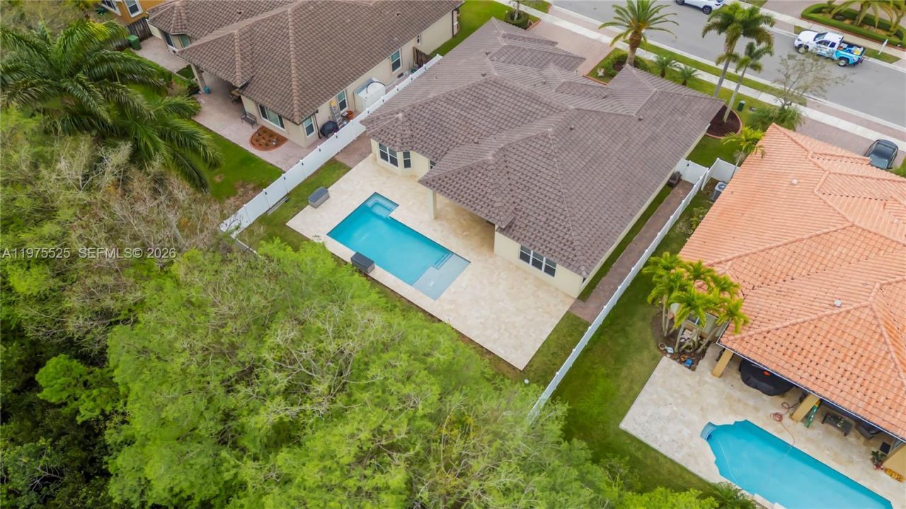 18801 SW 7th St, Pembroke Pines, FL 33029 Photo