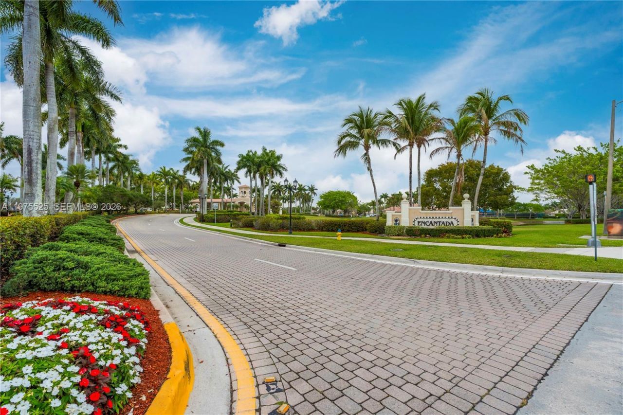 18801 SW 7th St, Pembroke Pines, FL 33029 Photo