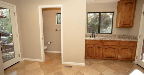 6415 Fairway Ct, Auburn, CA 95602 Photo