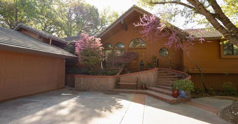 6415 Fairway Ct, Auburn, CA 95602 Photo