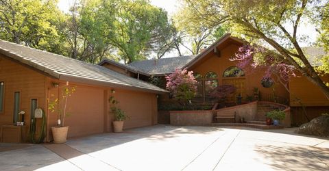 6415 Fairway Ct, Auburn, CA 95602 Photo