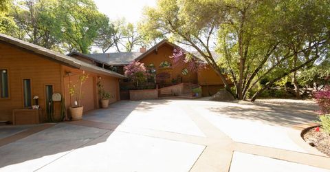 6415 Fairway Ct, Auburn, CA 95602 Photo