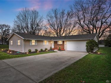 536 Munster Drive, Fayetteville, OH 45118