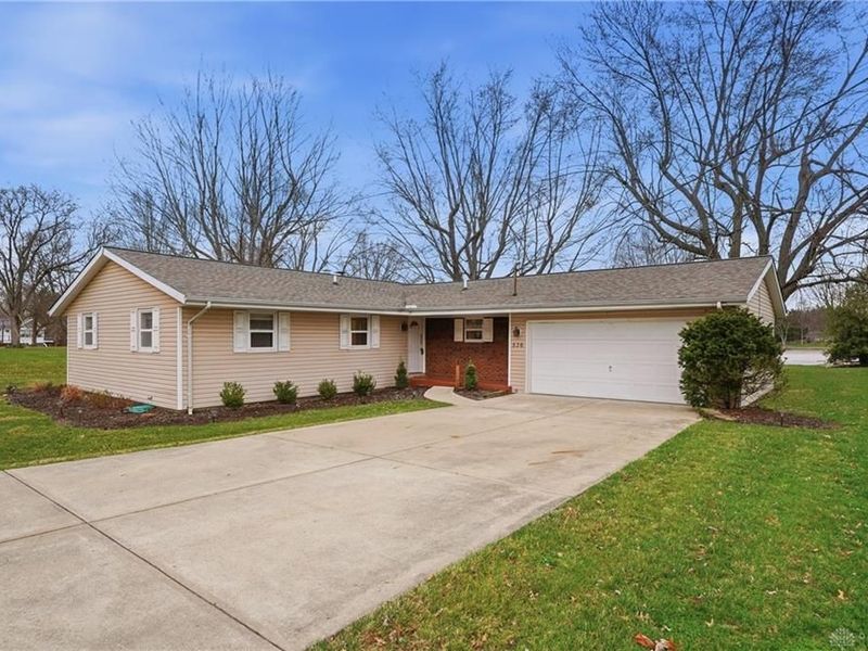 536 Munster Drive, Fayetteville, OH 45118 Photo 8