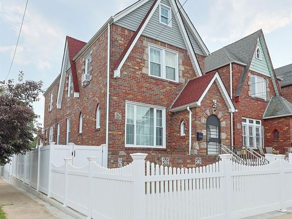 19168 115th Road, Saint Albans, NY 11412