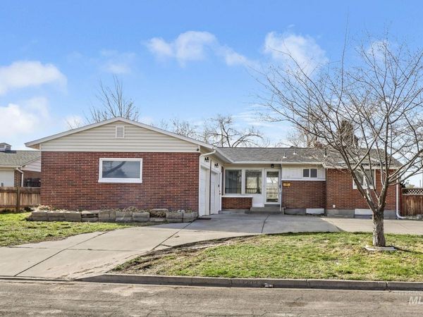 1302 Fremont Drive, Twin Falls, ID 83301