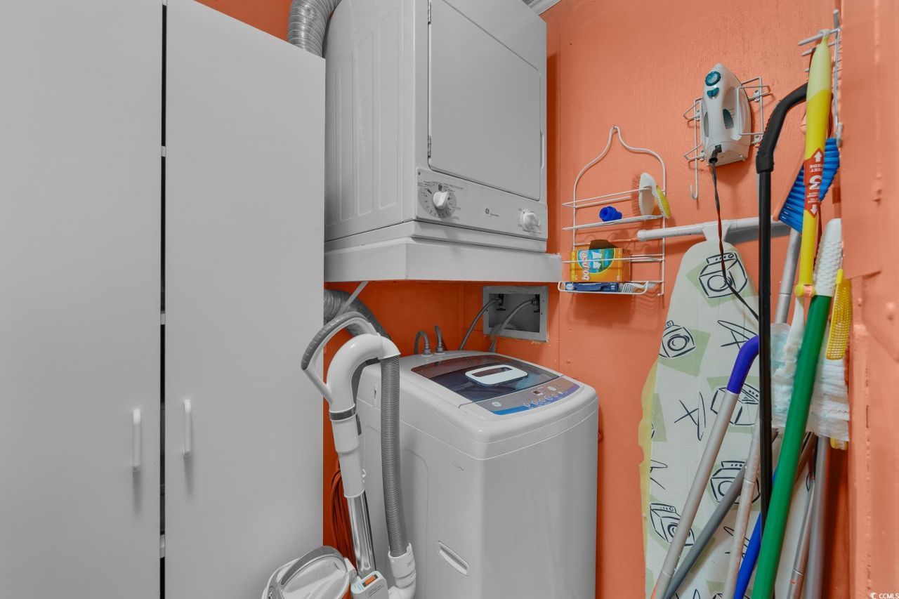 609 Hillside Dr. Photo 25