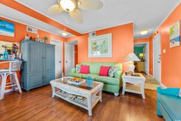 609 Hillside Dr. photo 4