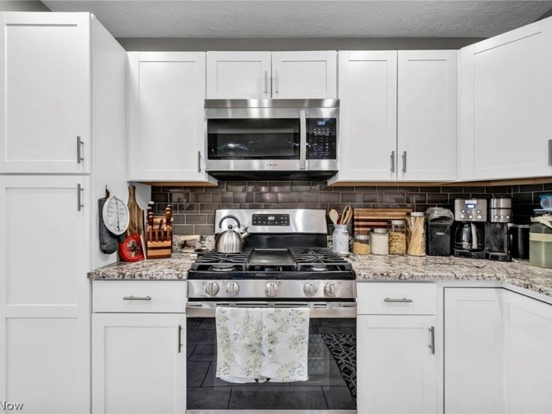 11511 Blossom Avenue, Parma Heights, OH 44130 Photo 14