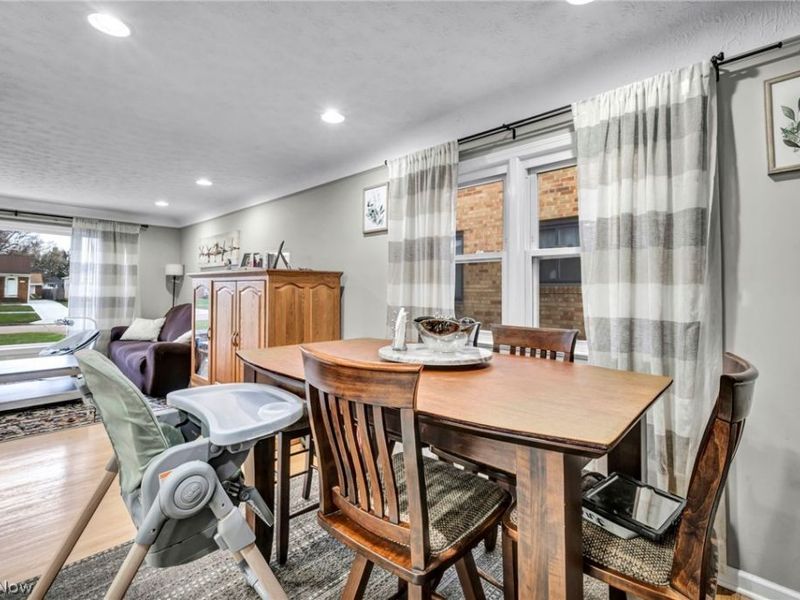 11511 Blossom Avenue, Parma Heights, OH 44130 Photo 20