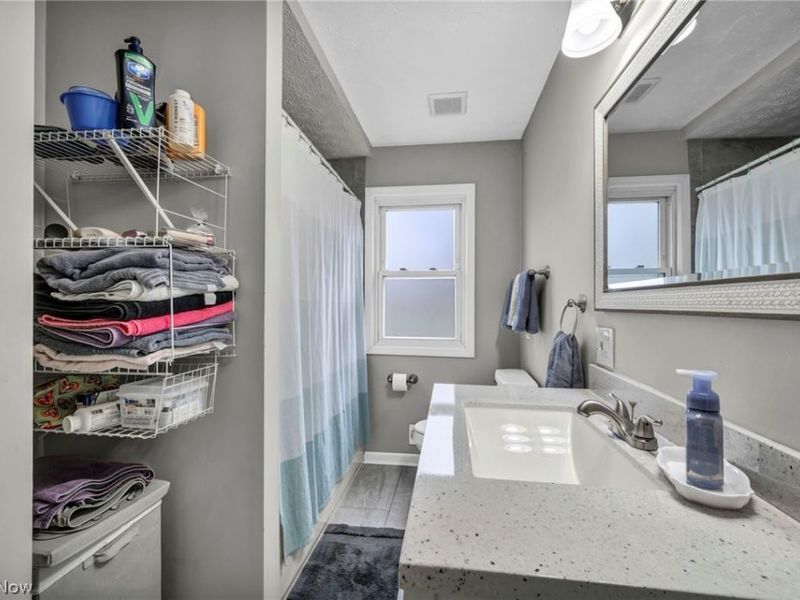 11511 Blossom Avenue, Parma Heights, OH 44130 Photo 28