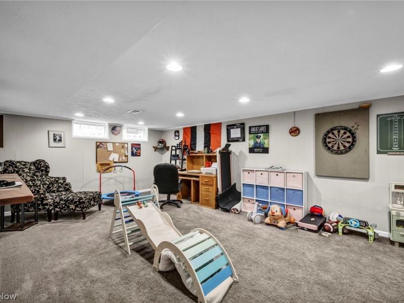 11511 Blossom Avenue, Parma Heights, OH 44130 Photo 29