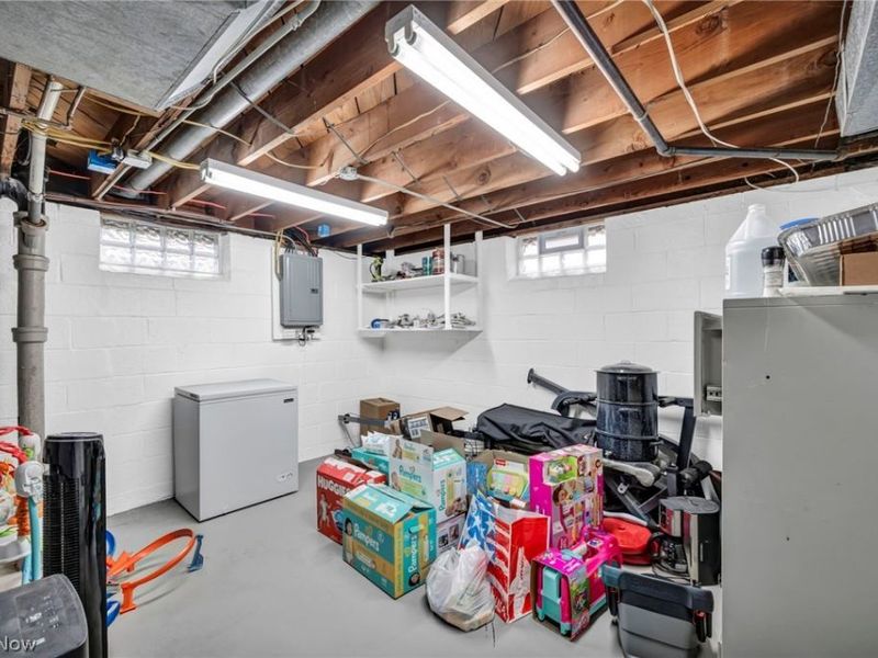 11511 Blossom Avenue, Parma Heights, OH 44130 Photo 36