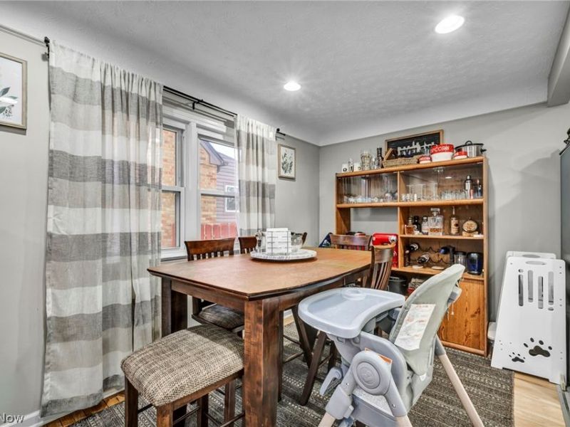 11511 Blossom Avenue, Parma Heights, OH 44130 Photo 5