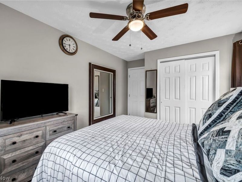 11511 Blossom Avenue, Parma Heights, OH 44130 Photo 6