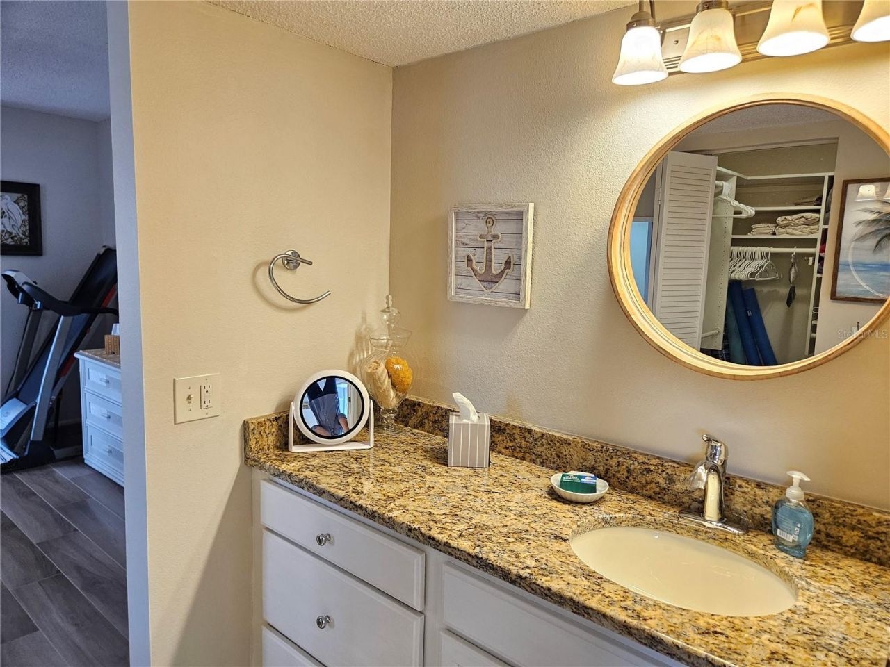 435 Cerromar Lane, Unit 329, Venice, FL 34293 Photo